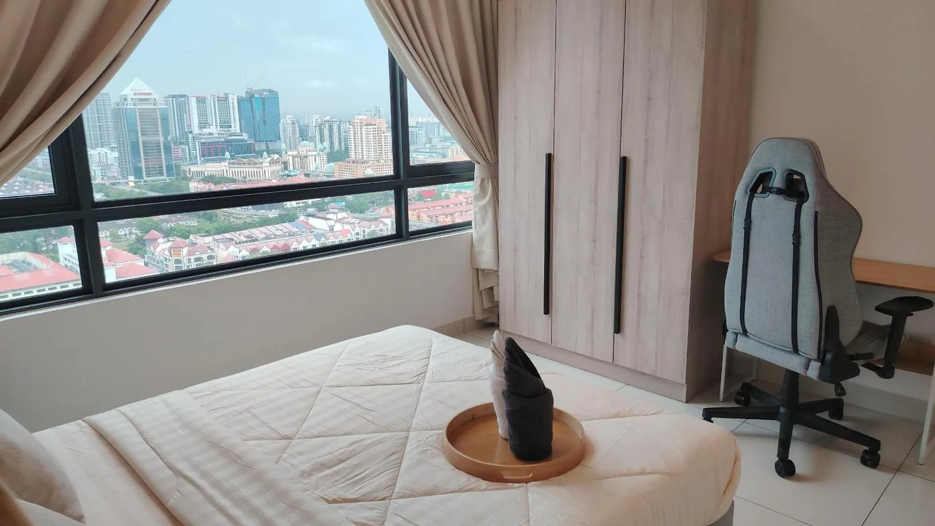 Apartment Sunway Greenfield Residence With Amazing Pool Facilities Petaling Jaya